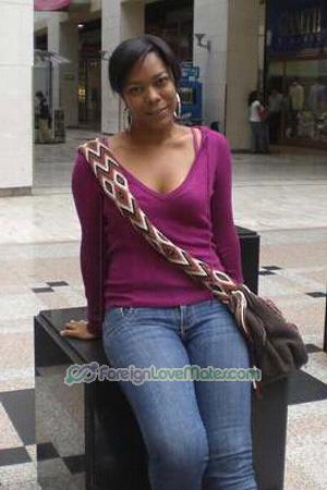 157150 - Maria Claudia Age: 48 - Colombia