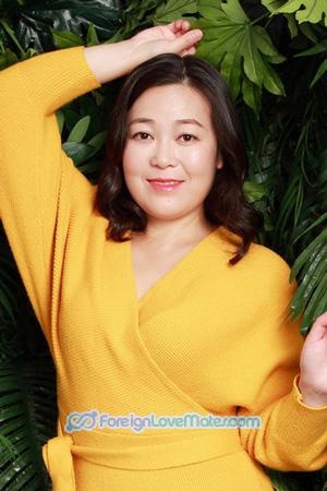 183208 - Lingling Age: 44 - China