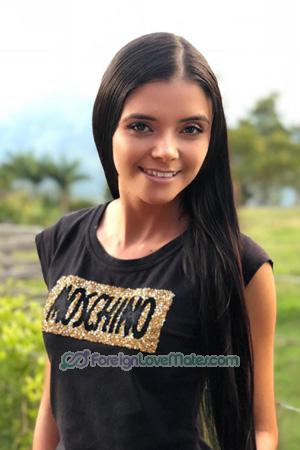 188390 - Daniela Age: 34 - Colombia