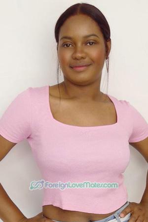 190870 - Julieth Age: 31 - Colombia