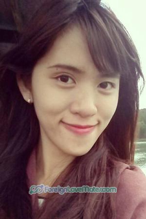 195030 - Hoang Thuy Trang Age: 33 - Vietnam