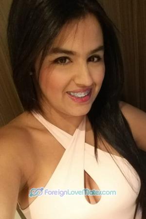 195905 - Zulyani Age: 37 - Colombia