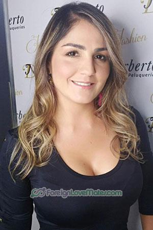 200168 - Manuela Age: 42 - Colombia