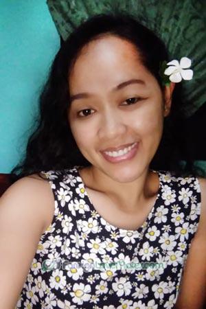 200990 - Rhezel Age: 35 - Philippines