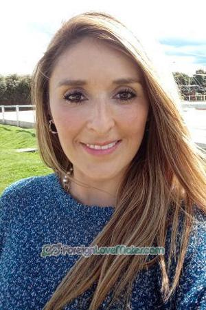 203846 - Diana Age: 48 - Colombia