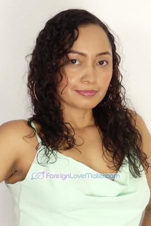 204582 - Marisella Age: 42 - Colombia