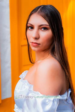 207688 - Estefania Age: 27 - Colombia
