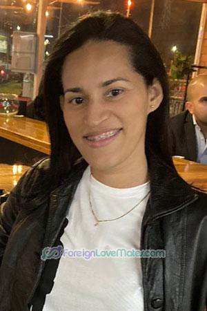 208613 - Alexandra Age: 40 - Colombia