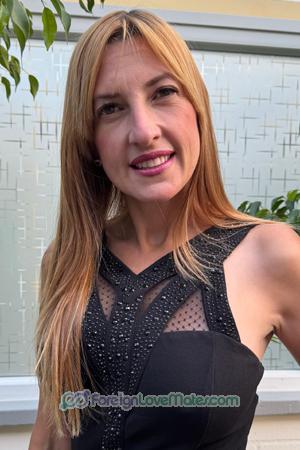 210274 - Mariela Age: 41 - Colombia