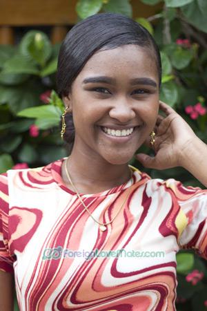 210909 - Eliana Age: 25 - Colombia