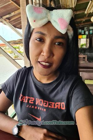 211657 - Plyfah Age: 36 - Thailand