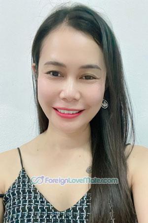 213045 - Chatchayada Age: 40 - Thailand