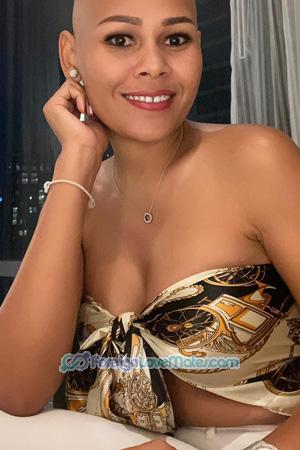 213060 - Chansunee � Age: 35 - Thailand