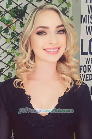 213128 - Yuli Age: 34 - Colombia