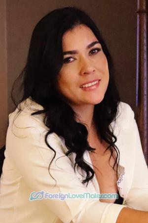 217587 - Jaqueline Age: 40 - Colombia
