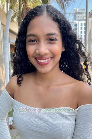 218305 - Maria Age: 23 - Colombia