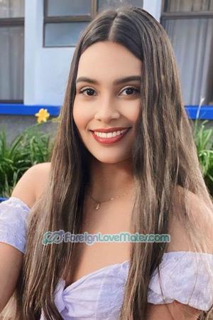 219557 - Yulieth Age: 28 - Colombia