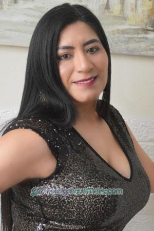 220519 - Martha Age: 49 - Peru