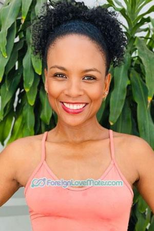 220943 - Jeniffer Age: 41 - Colombia