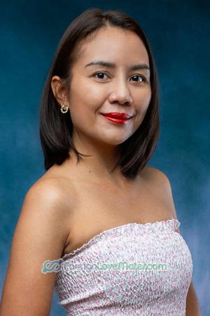 222063 - Jariya Age: 38 - Thailand