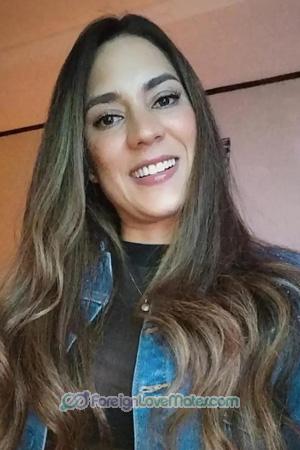 223221 - Maria Fernanda Age: 30 - Costa Rica