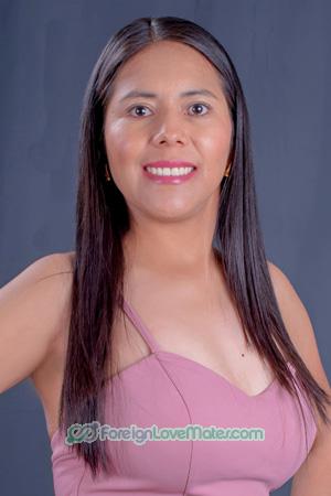 223585 - Flora Age: 37 - Bolivia