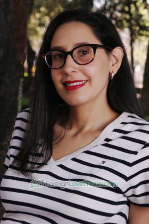 226707 - Keila Age: 32 - Mexico