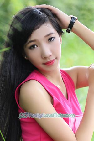 227011 - Thi Thuy Tram Age: 40 - Vietnam