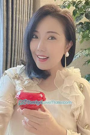 227639 - Peony Age: 57 - China